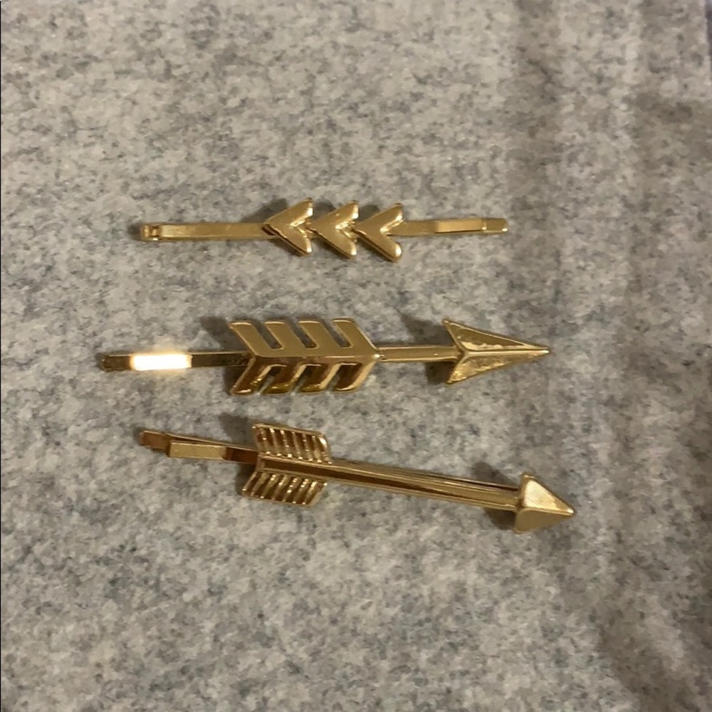 Gold Arrow hair clips pins